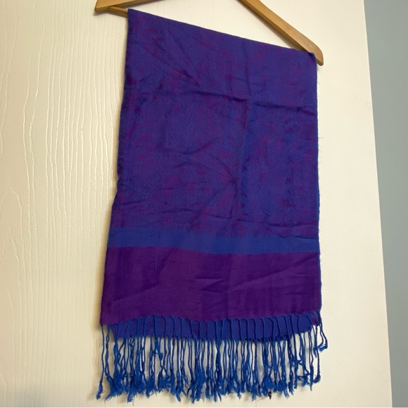 Batch of 6 Pashmina Style Scarves in Cool Tones: purples and blues, one size - Picture 3 of 11